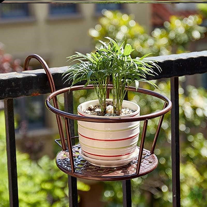 VerdaLift Plant Hanging Shelf — Finally rock-solid support for your balcony dreams | Kalsten