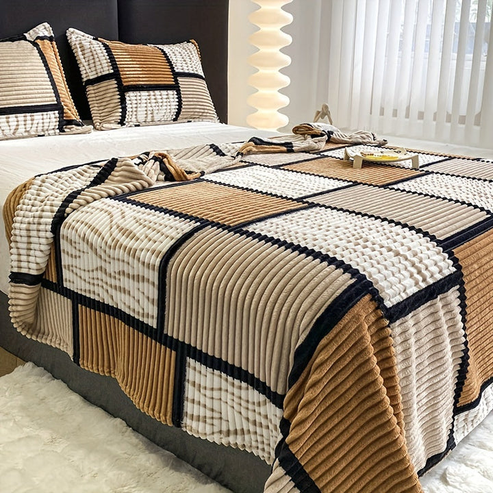 Luxurious Flannel Blanket - Comfort for Every Season Kalsten