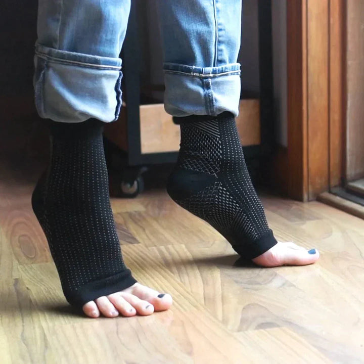 CompressPro Socks - For Relief and Comfort with Foot Pain Kalsten