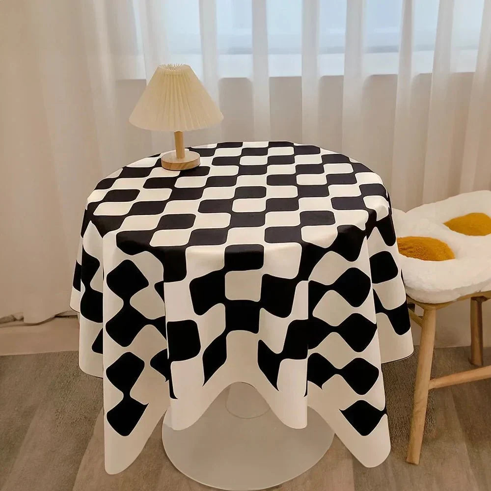 BowLift | Checked Design Round Cotton Tablecloth