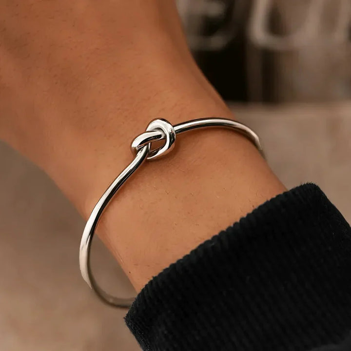 Kalsten | Classic Knot Bracelet