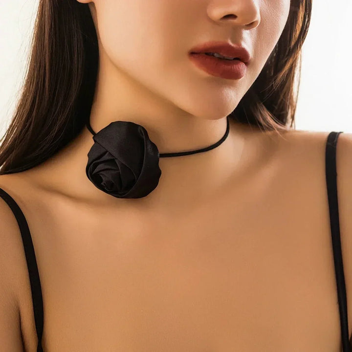 Kalsten | Classy Rose Floral Choker Necklace