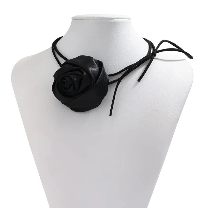 Kalsten | Classy Rose Floral Choker Necklace