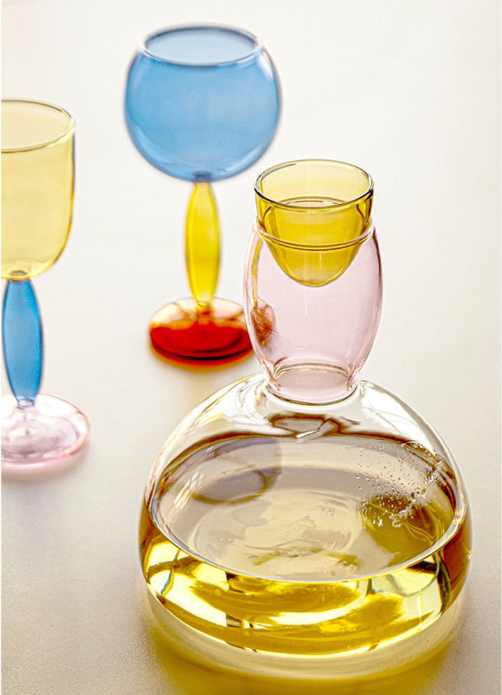 Kalsten | Chalice and carafe made of colored glass by Phillips