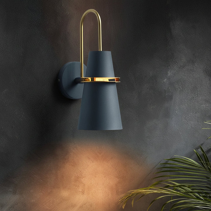 Modern Nordic Creative Iron Wall Sconce – Minimalist Matte Metal Wall Lamp (E26/E27) | Kalsten