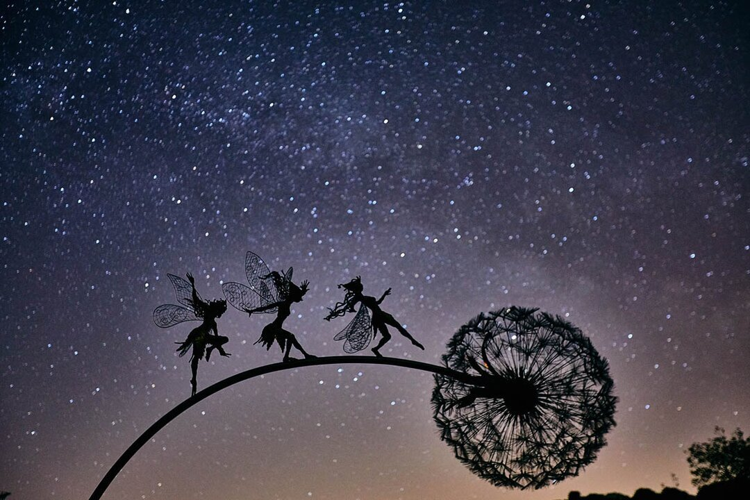 Kalsten | Perfect Wonderland Garden Decoration -The Naughty Spirits Are Dancing