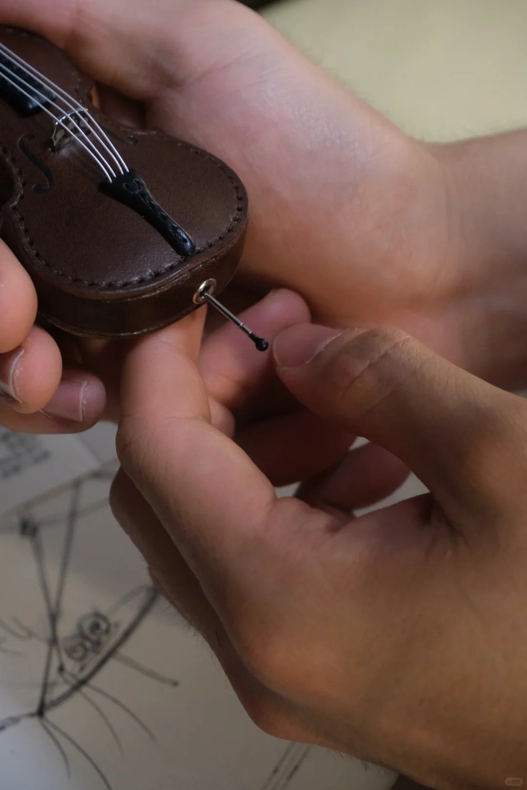 Kalsten | Crafted Leather Violin & Cello Keychain
