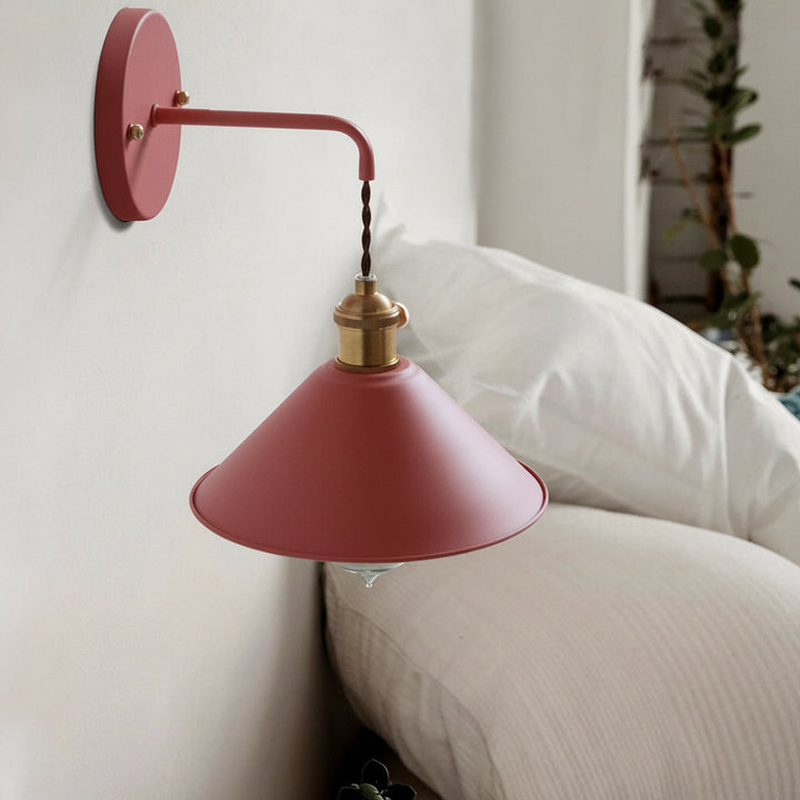LED Wall Sconce – Nordic Funnel Aluminum Black White Gold (Integrated LED & 10-25cm) | Kalsten