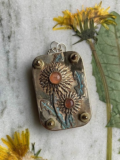 Kalsten | Mini Flower Press | Compact Botanical Keepsake Maker | Portable Craft Tool