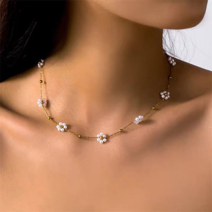 Kalsten | Dainty Daisy Necklace & Bracelets