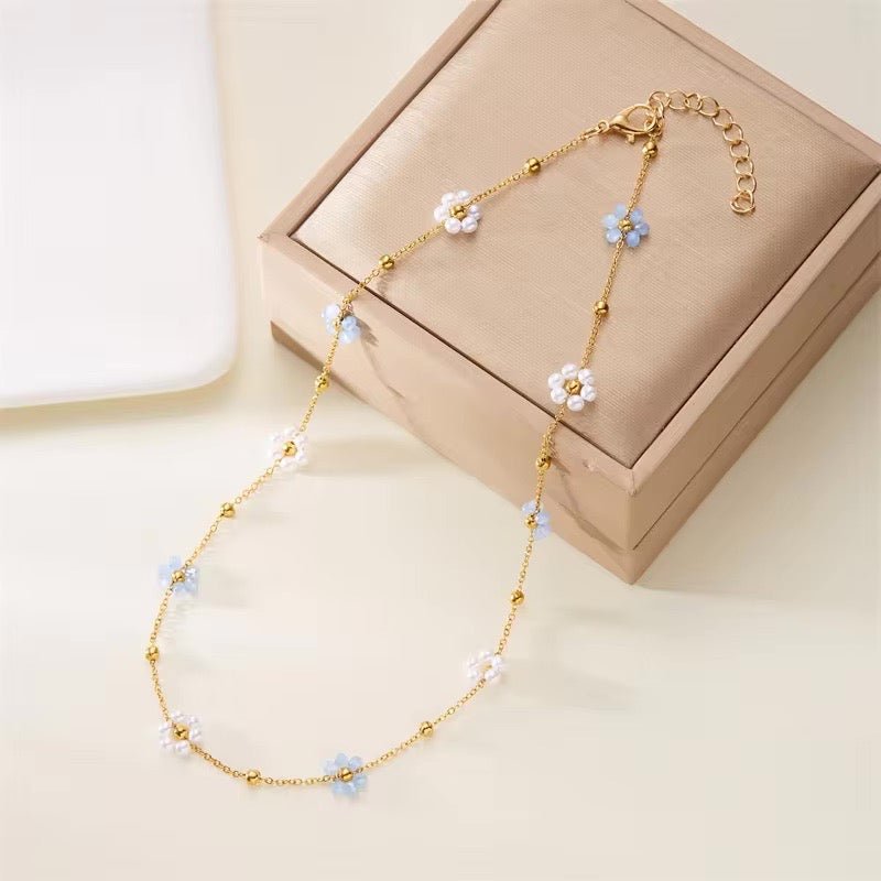 Kalsten | Dainty Daisy Necklace & Bracelets