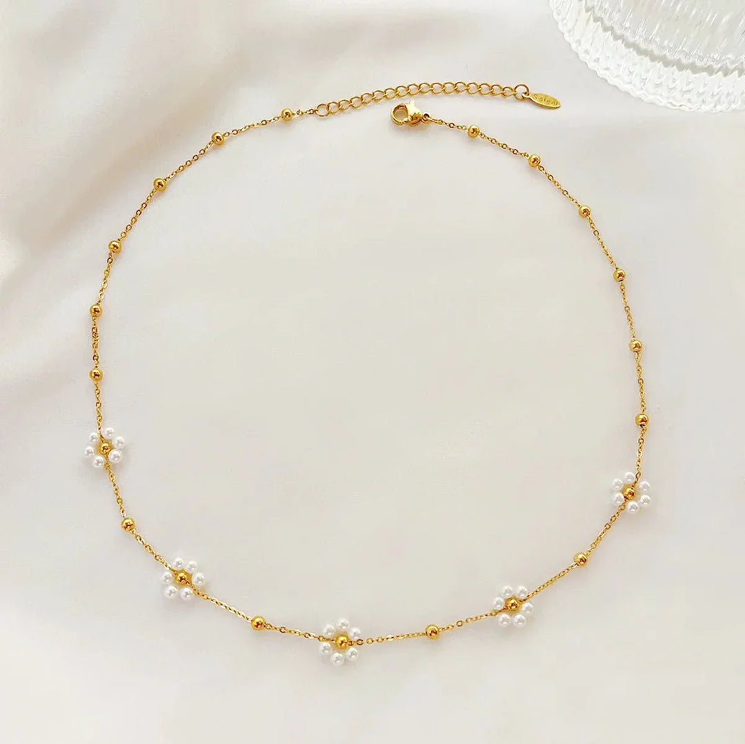 Kalsten | Dainty Daisy Necklace & Bracelets