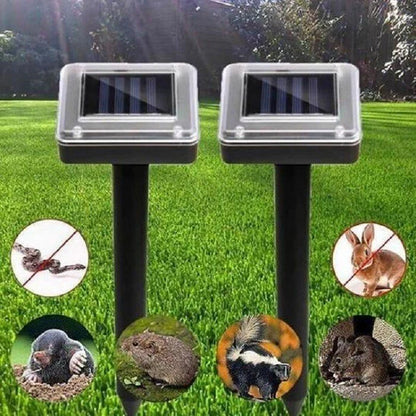 Skanto | Sonic Green Solar Animal Repeller | For Moles, Moles & Snakes | Weather-Resistant & Eco-Friendly