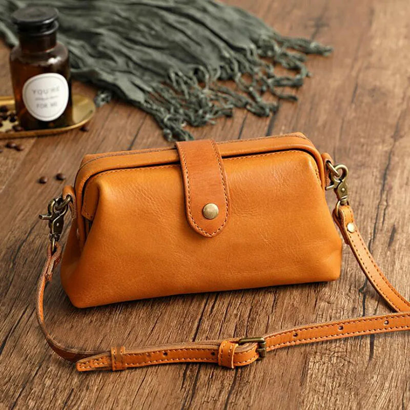Norvella Shoulder Bag of Structured Imitation Leather for Women | Kalsten