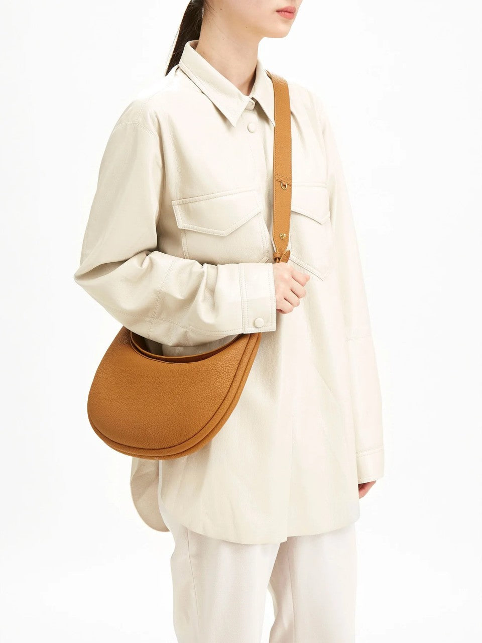 Skanto | Thonia – Chic Minimalist Half-Moon Shoulder Bag Elegant Modern Crossbody Bag for Women