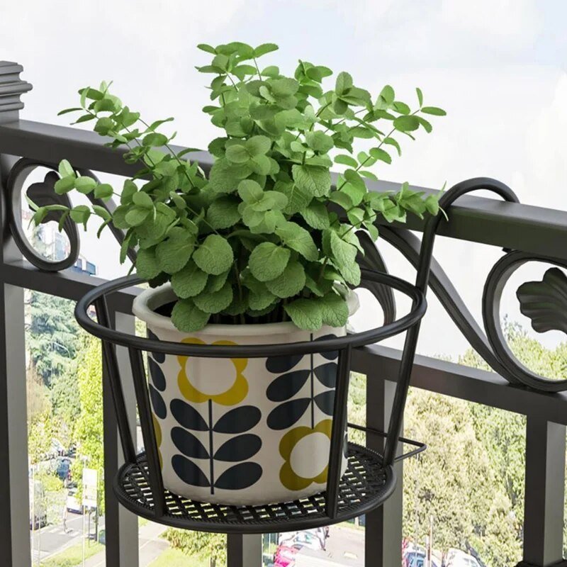Skanto | Transform Your Balcony - Hanging Planters - Botanical Escape