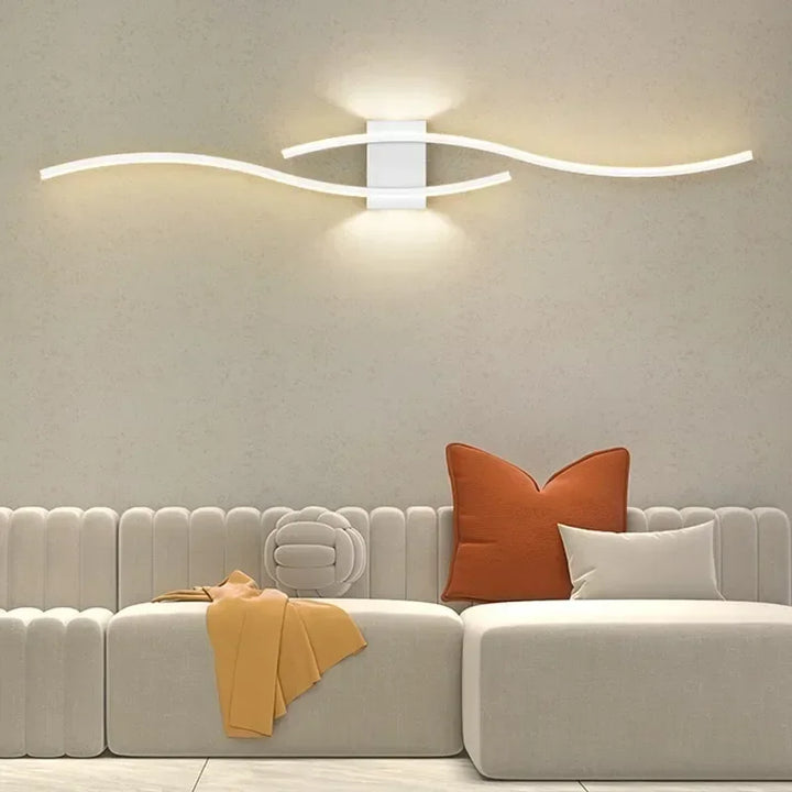 Modern LED Wall Light – Wave-shaped Design, Minimalist Style | Kalsten
