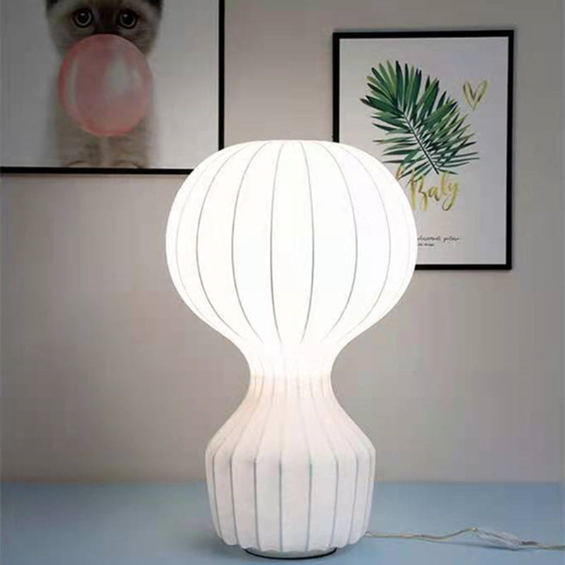 Deko Balloon Table Lamp – Elegant LED Lamp for Living Room and Bedroom | Kalsten