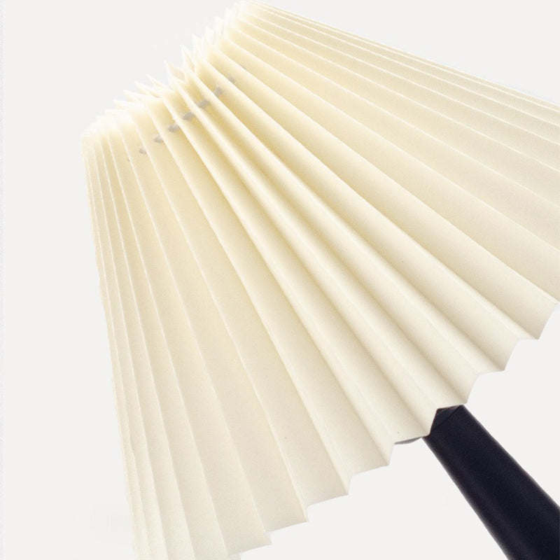 Nordic Folding Lamp with LED Light – Modern Decorative Table Lamp for Living Room & Bedroom | Kalsten