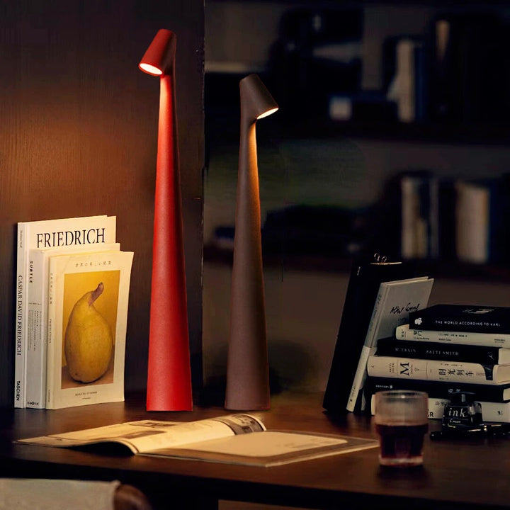 Modern Red Metal LED Table Lamp Kalsten
