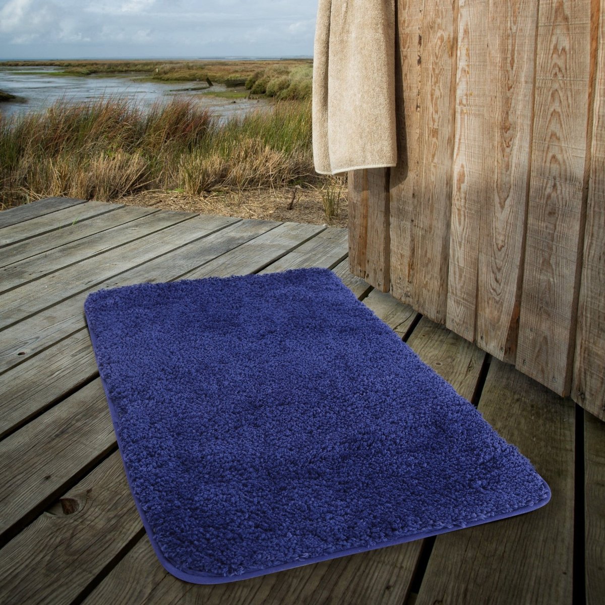 Skanto | Luxura UltraSoft Bath Mat | Super-Absorbent Microfiber Bathroom Mat with Non-Slip Backing