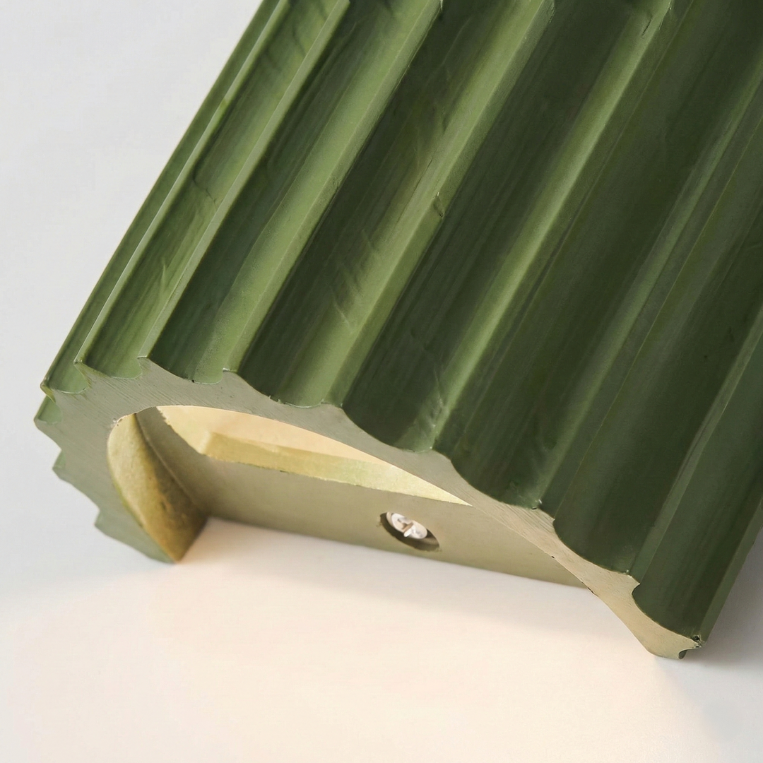 Nordic Pleated Resin Wall Sconce | Modern Macaron Ribbed LED Lamp (16.5cm) | Kalsten