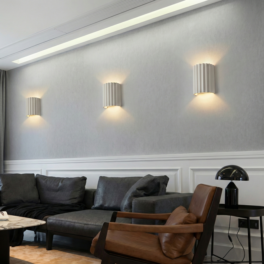 Nordic Pleated Resin Wall Sconce | Modern Macaron Ribbed LED Lamp (16.5cm) | Kalsten