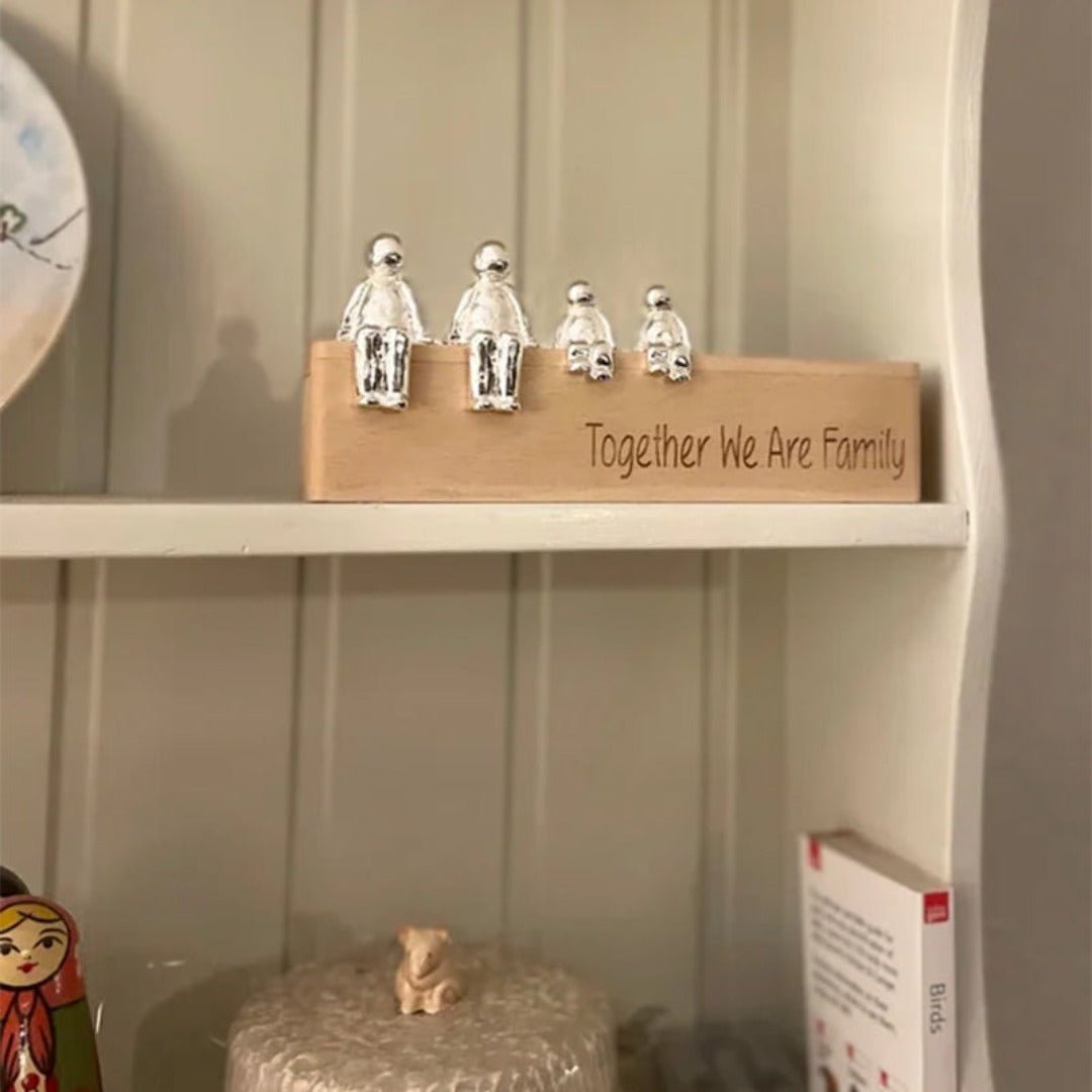 Eternal Family Sculpture – Love & Bond Symbol