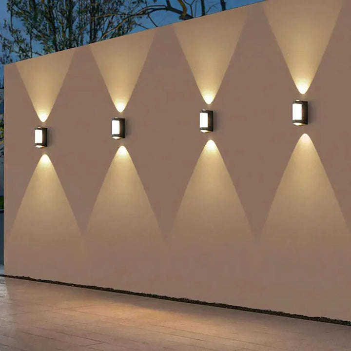 Waterproof Metal Outdoor LED Wall Light Kalsten