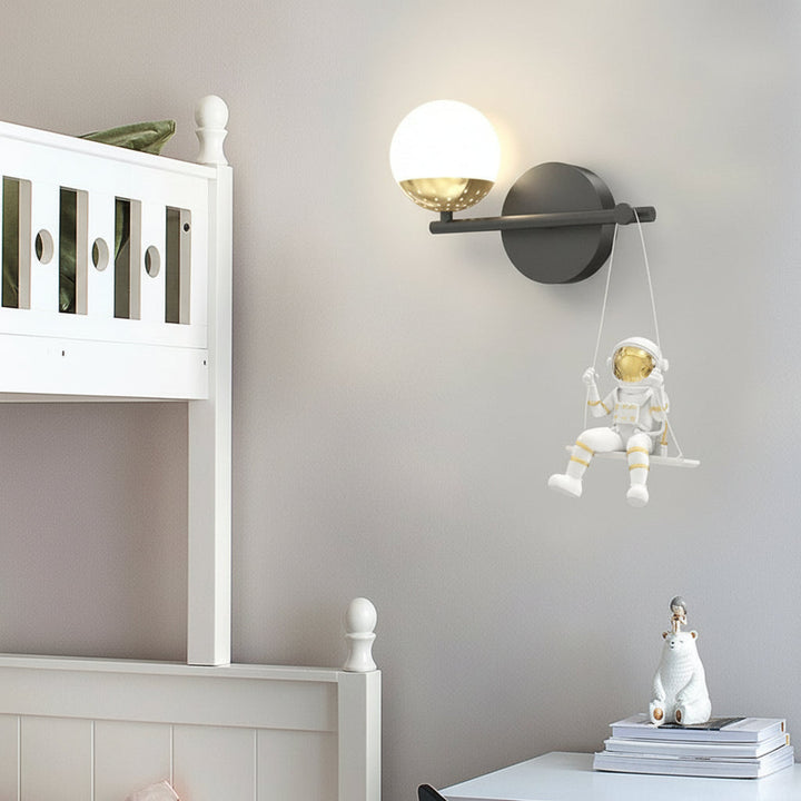 LED Wall Sconce Light – Modern Astronaut Swing Resin Acrylic (32x22cm / 12.6x8.7in) | Kalsten