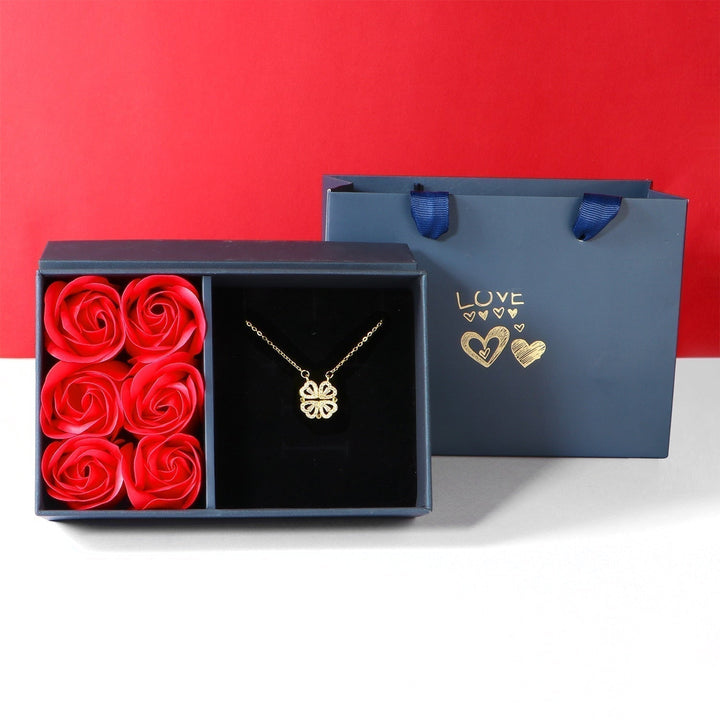 Kalsten | Luxury Diamond Lucky Chain 2024