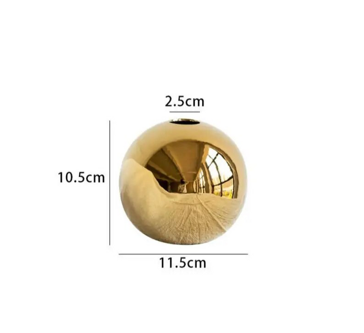 Kalsten | Golden Ball Vase