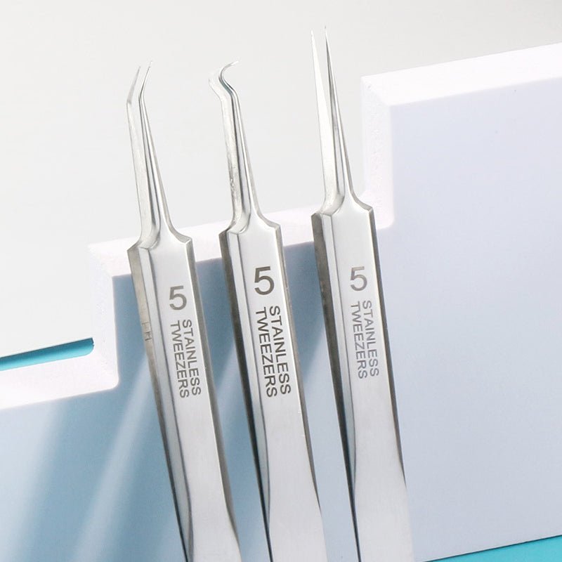 Kalsten | TweezeClear Targeted Blemish Extraction