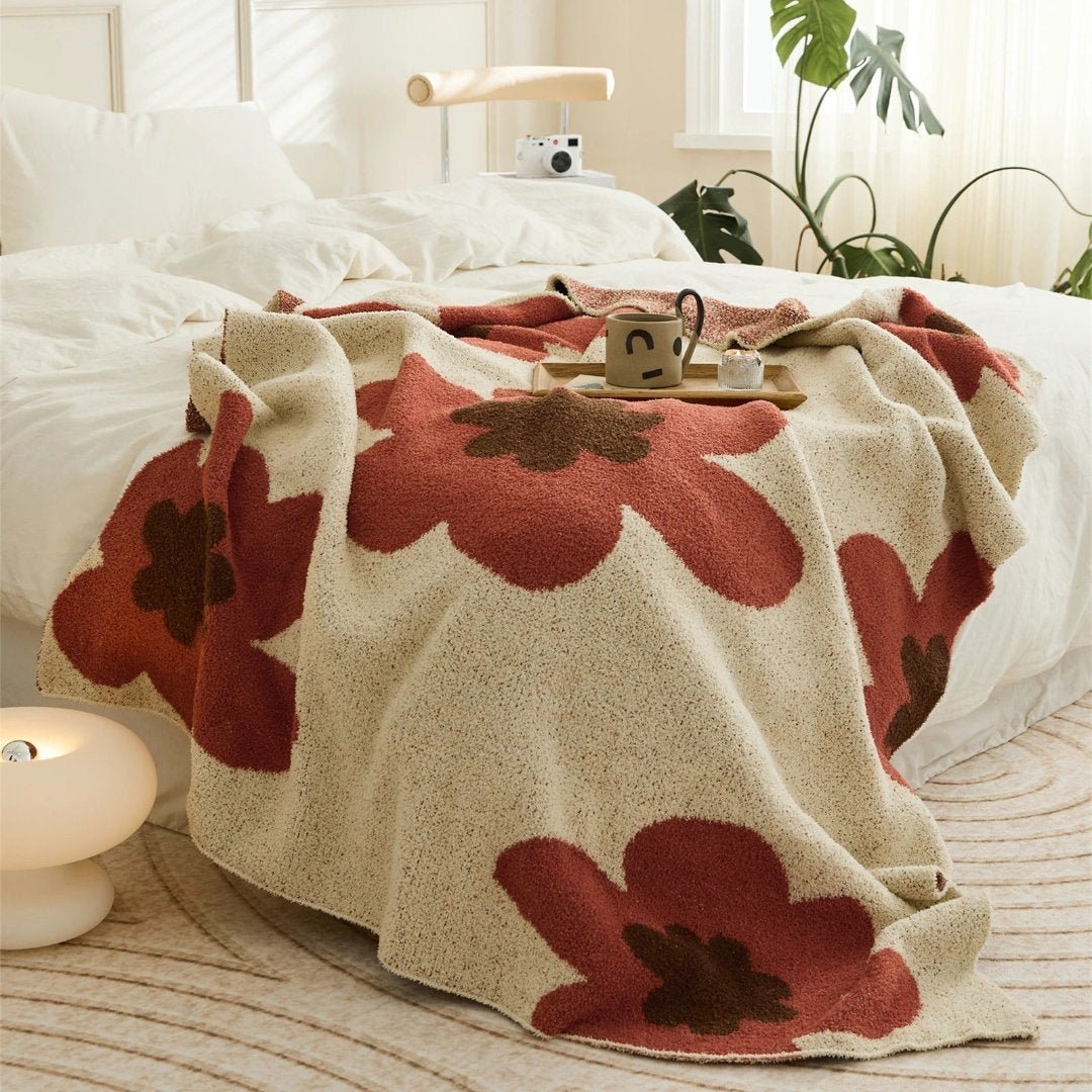 Kalsten | Elegance and warmth for your home with the soft flower blanket