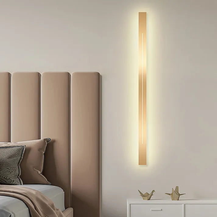 Modern Black Vertical LED Wall Lamp