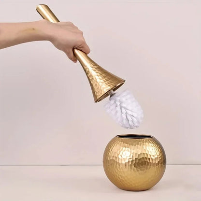 Skanto | GOLDENLUXE – Sculptural Toilet Brush with Elegant Metallic Design for Modern Bathrooms