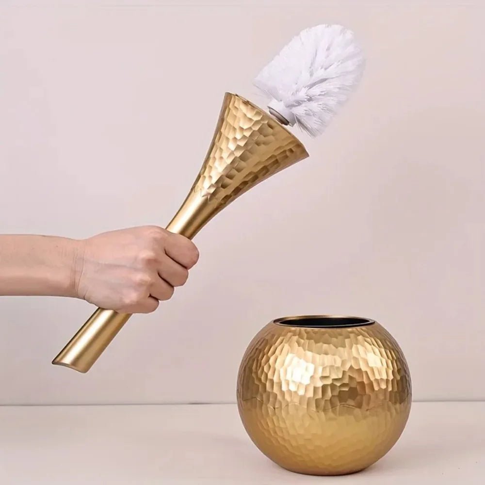 Kalsten | GOLDENLUXE – Sculpted Toilet Brush with Elegant Metallic Design for Modern Bathrooms