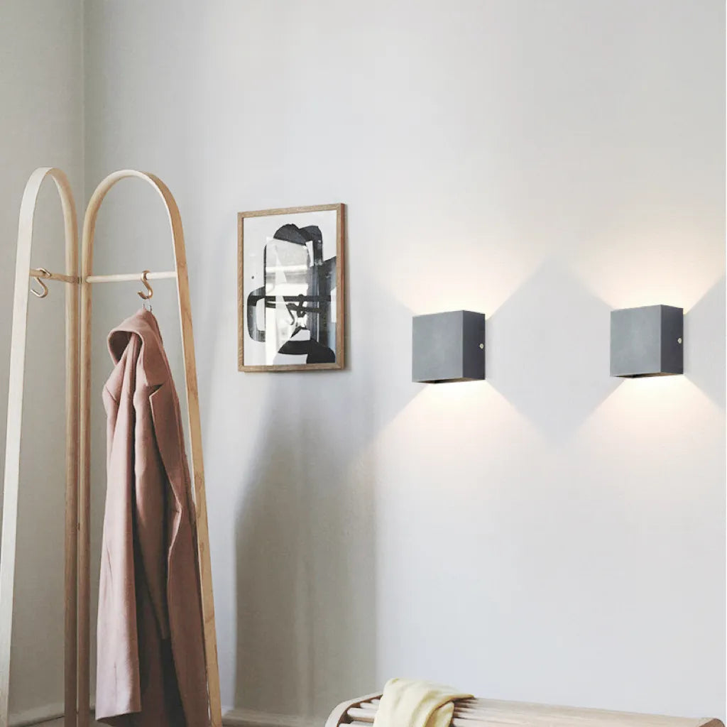 Black Aluminum Outdoor LED Wall Fixture Kalsten
