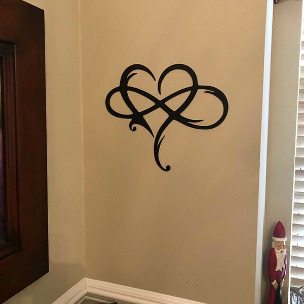 Kalsten | InfinityHeart Wall Decor – Iron Wall Sculpture with Symbol of Eternal Love