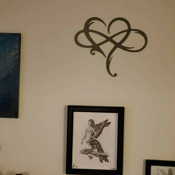Kalsten | InfinityHeart Wall Decor – Iron Wall Sculpture with Symbol of Eternal Love