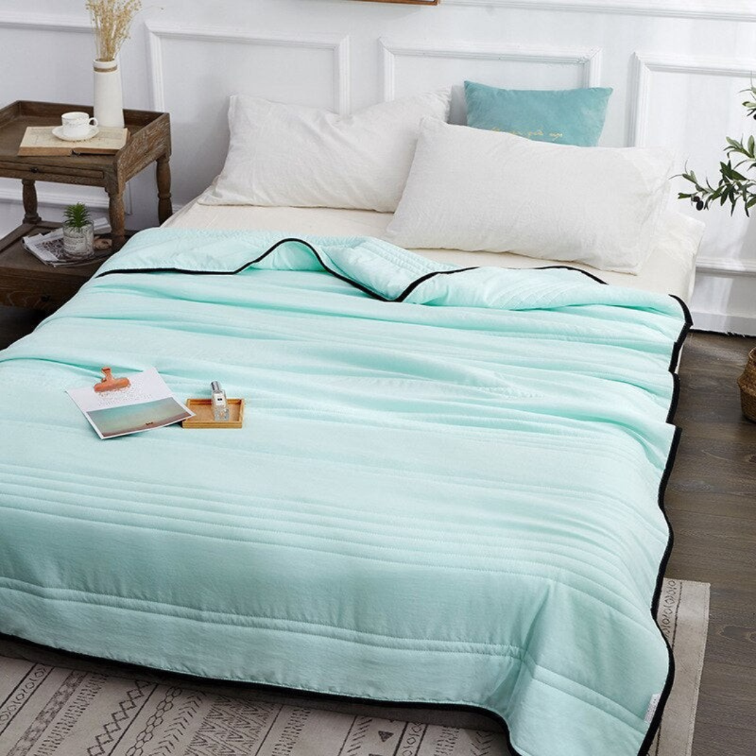 Lightweight Cooling Breathable Bedding Throw