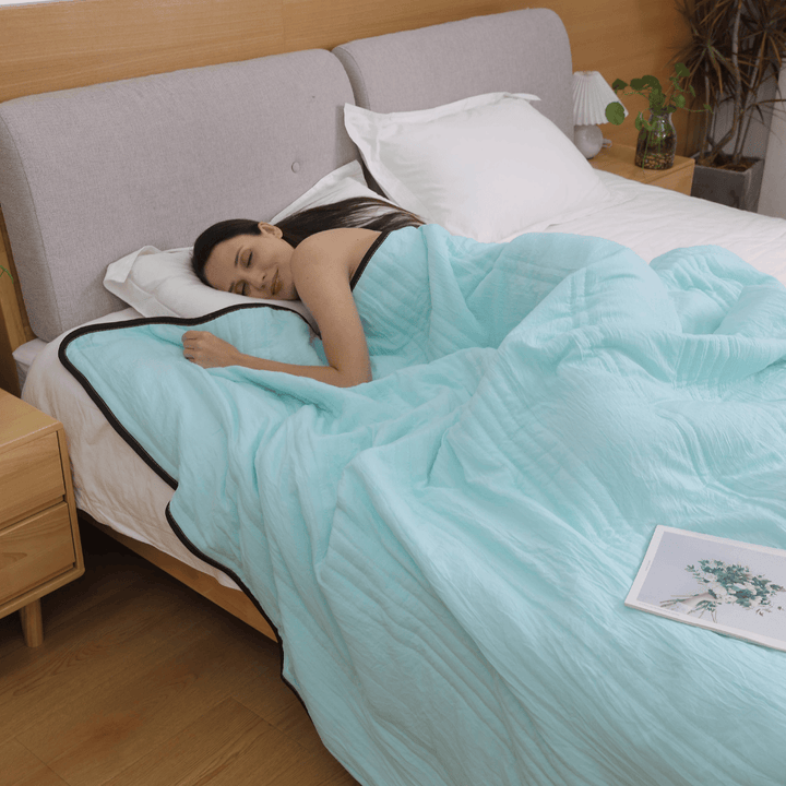 Lightweight Cooling Breathable Bedding Throw