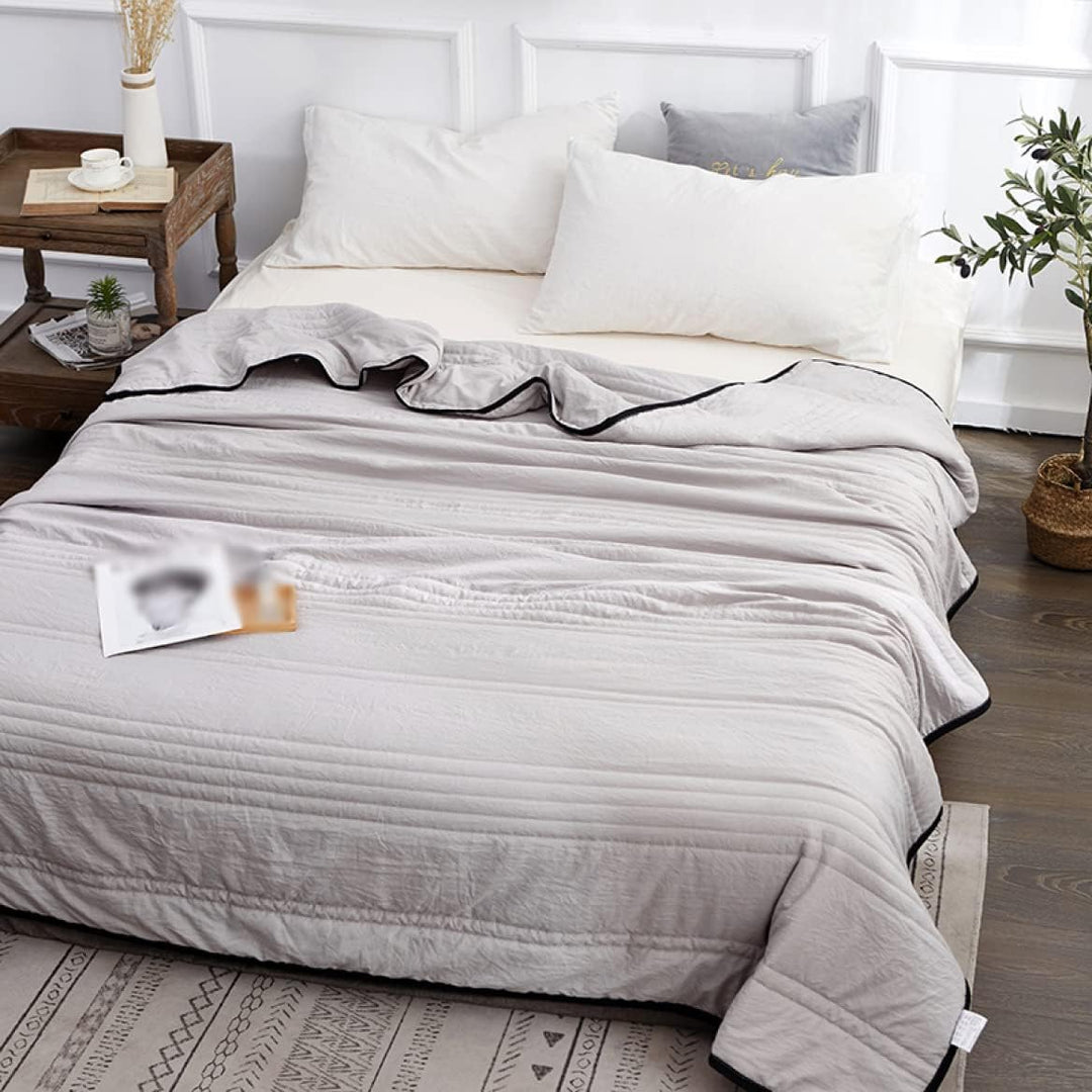 Lightweight Cooling Breathable Bedding Throw