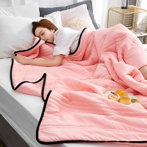 Lightweight Cooling Breathable Bedding Throw