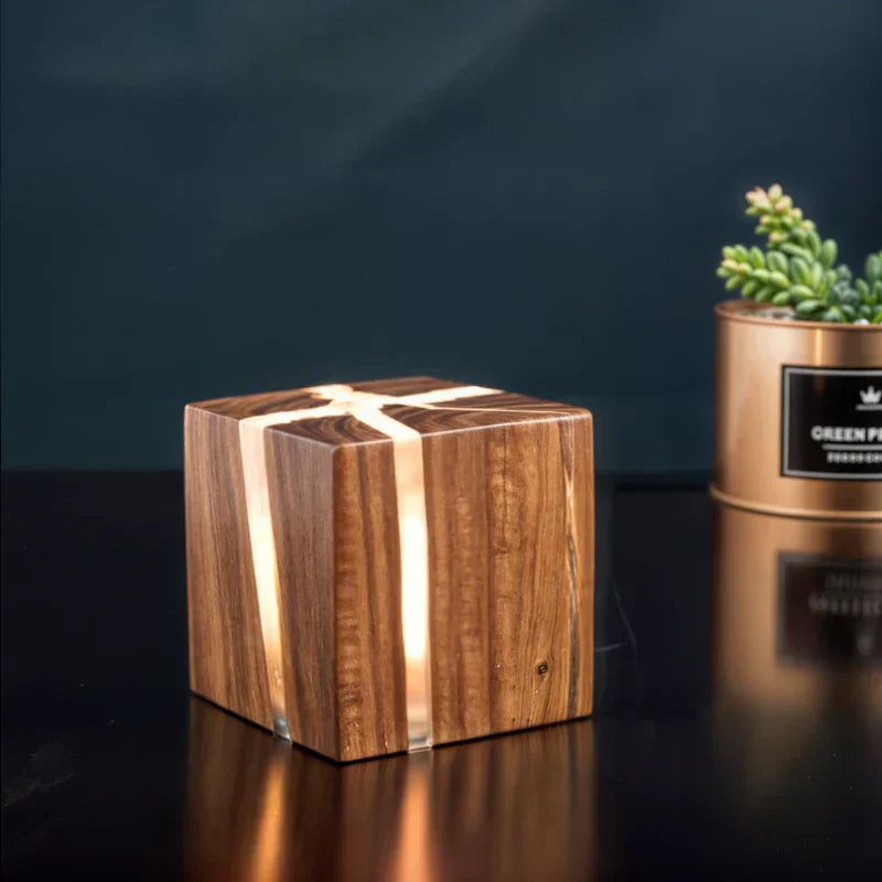 CrackLumen - Unique rustic cracked table lamp Kalsten