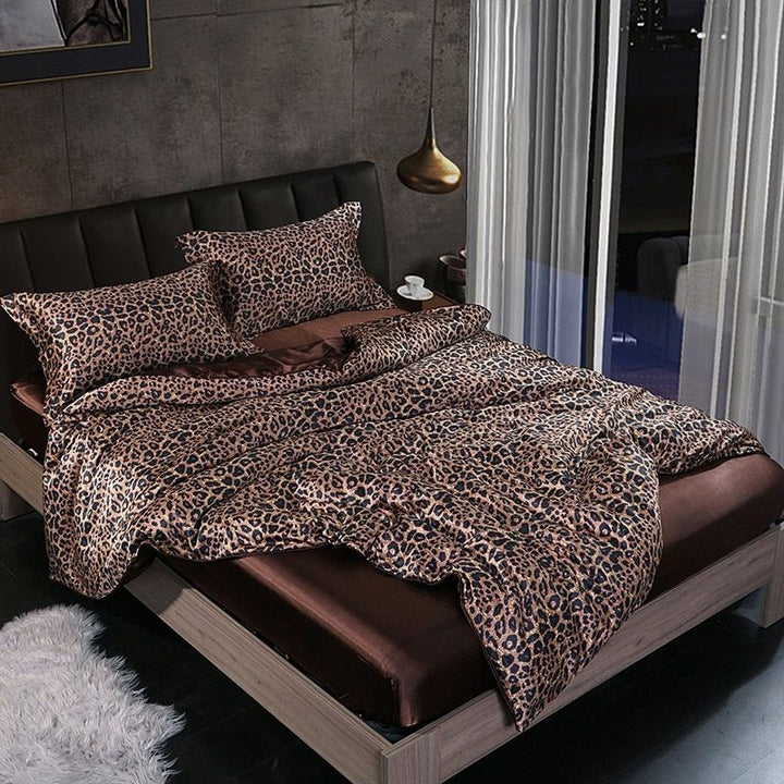Silk/Satin Bed Linen Duvet Cover Luxury Set (2x Pillowcase, 1x Fitted Sheet, 1x Duvet) Kalsten