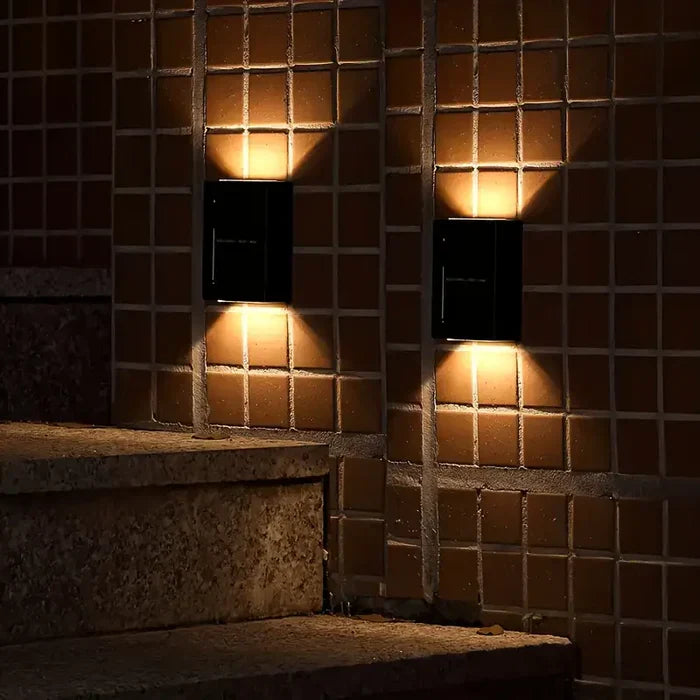 Modern & Trendy Garden Wall Lamp - EcoShine | Kalsten