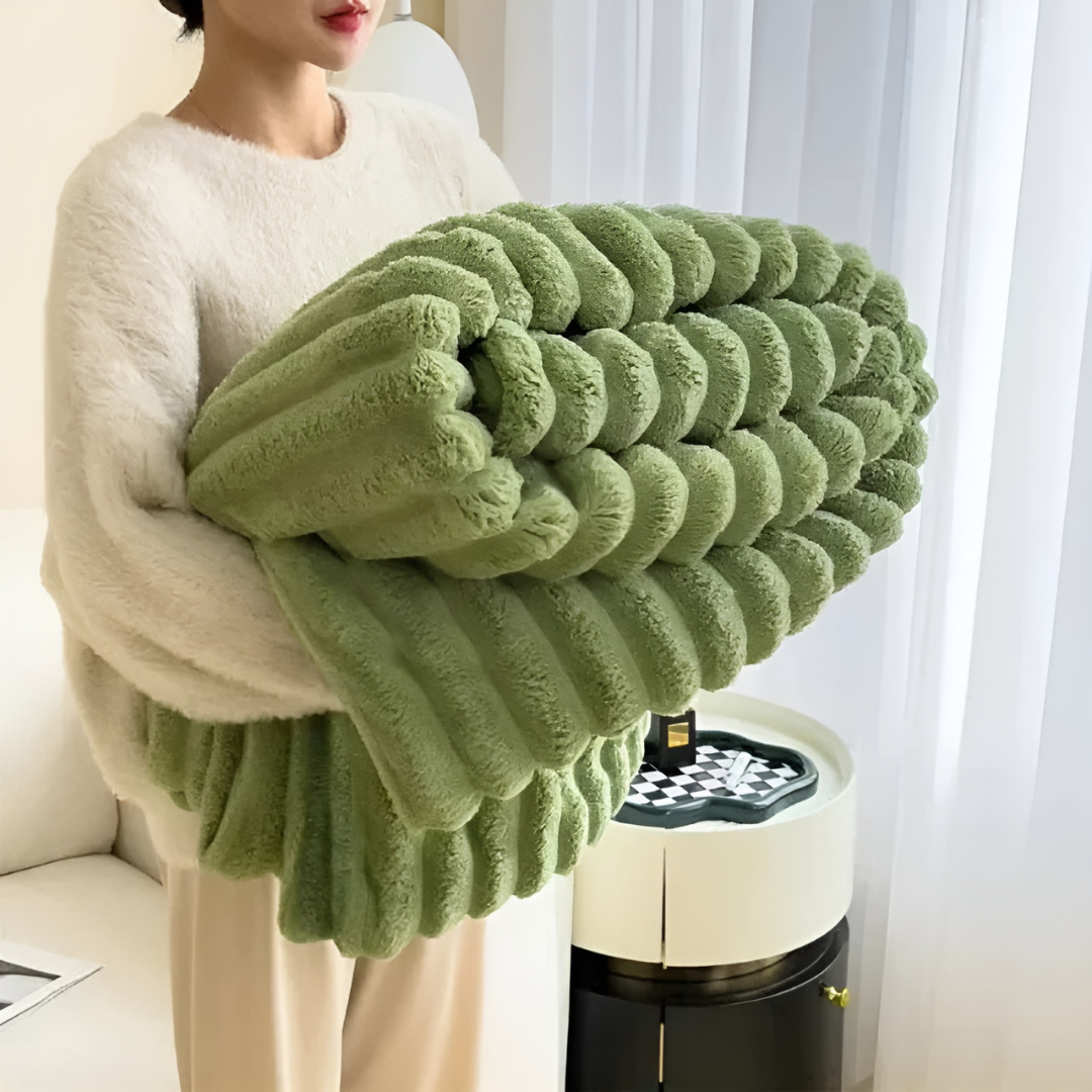 Soft Faux Fur Throw Blanket Kalsten