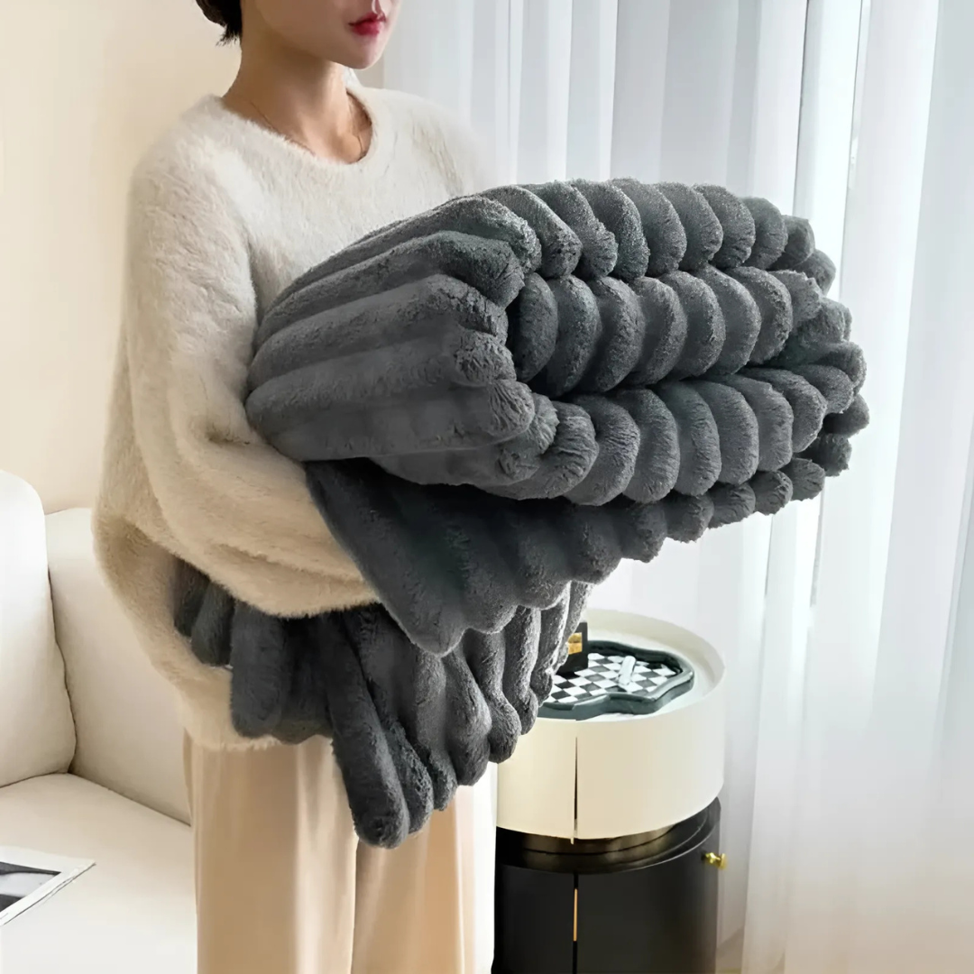Soft Faux Fur Throw Blanket Kalsten