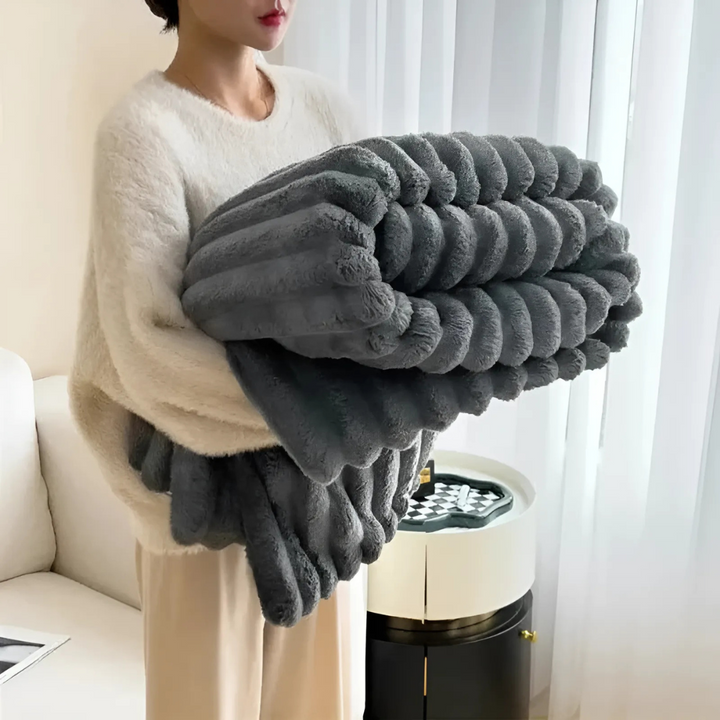 Soft Faux Fur Throw Blanket Kalsten